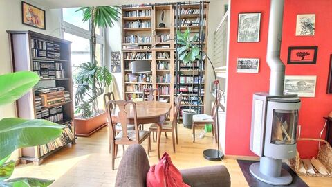 SPACIEUSE ET LUMINEUSE CONTIGUË VILLA CONTEMPORAINE DE 6,5 PIÈCES