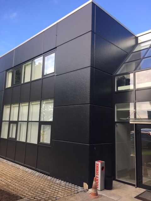 Bureaux en Attique de 130 m2