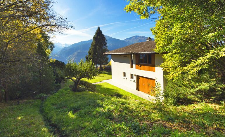 Belle villa individuelle avec vue imprenable, quartier calme