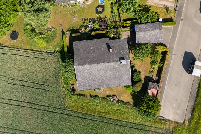 736 m² Grundstück in unmittelbarer Feldrandlage