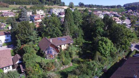 À vendre:
Villa individuelle avec parcelle de plus de 2'600 m2