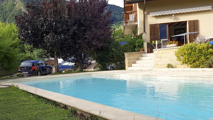 Vendu : Ollon !!! Villa spacieuse pour moins de 900'000.- !