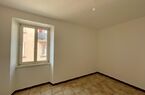 Lovely and recently renovated house with three 4.5-room apartments