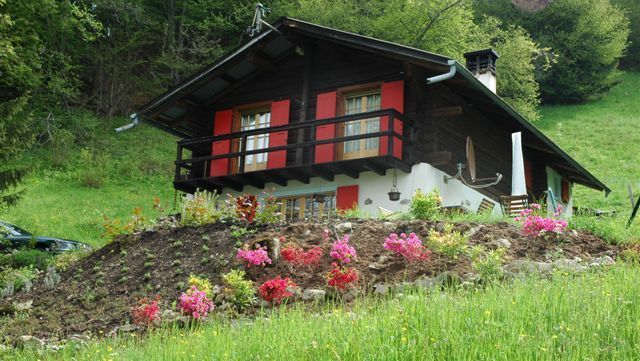 VENDU La Forclaz : A l’Orée du Bois, En Autraigue, entre Les Granges et Exergillod (ASD)