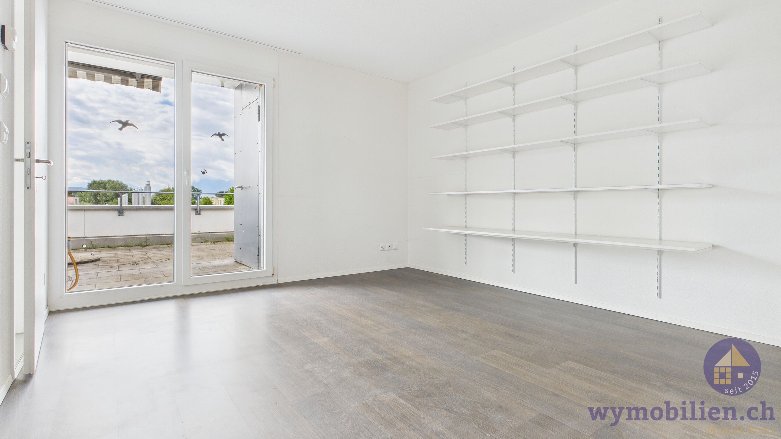 Zimmer 3 mit Ausgang auf die Terrasse