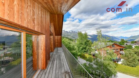 MONTANA-VILLAGE, superbe ATTIQUE
au calme absolu - vue dégagée