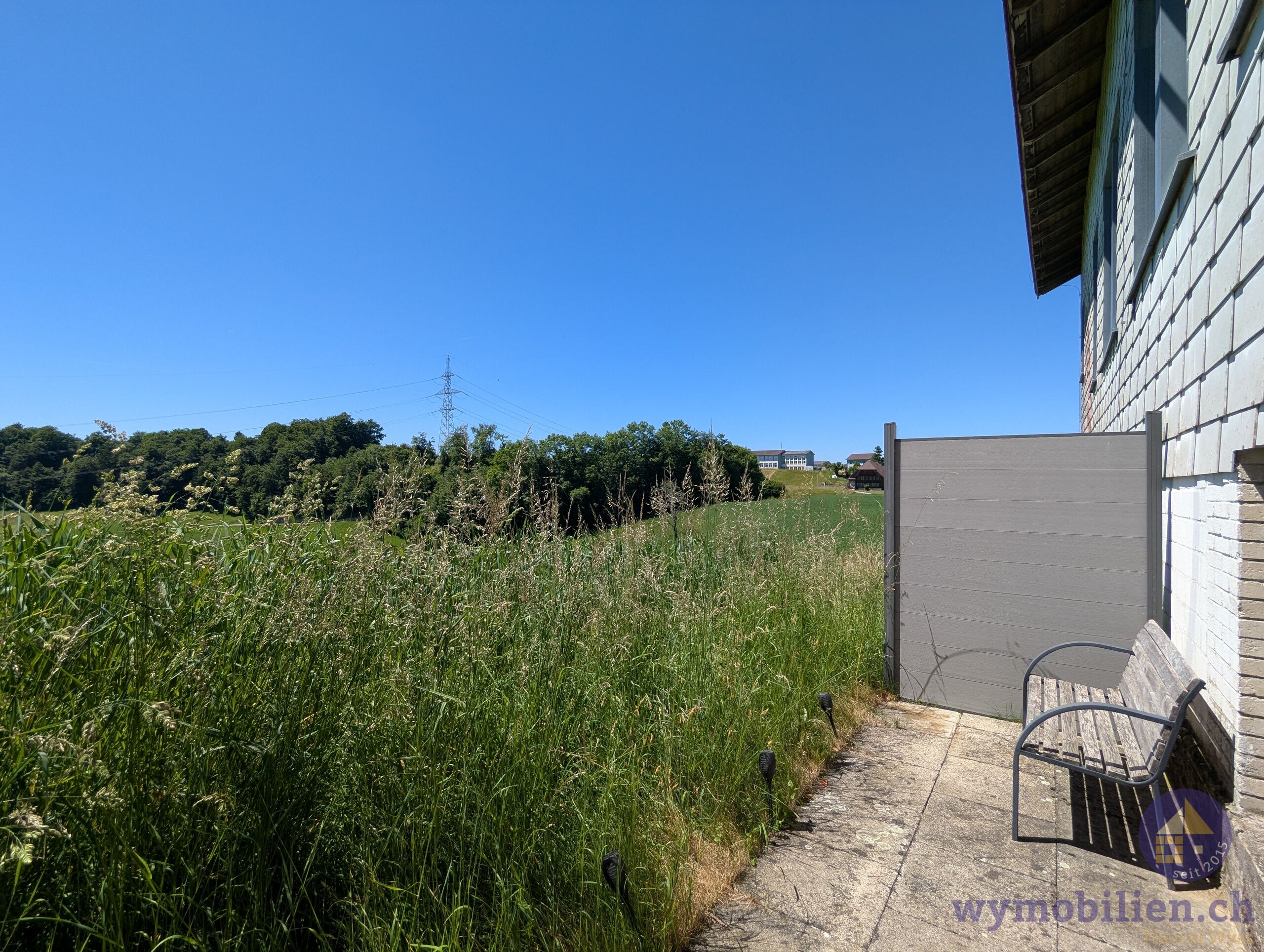 Sitzplatz vor der Loggia 