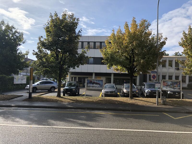 Very nice surfaces of 380 m2 administrative for rent