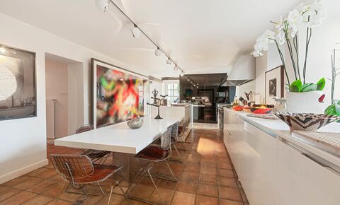 Magnificent village house in Carré d'Amont