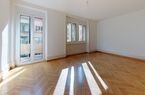 SPACIEUX APPARTEMENT 
DE 3½ PIECES 
PROCHE DE TOUTES COMMODITES