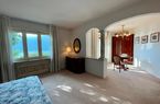Grosse und elegante klassische Villa mit atemberaubendem Seeblick