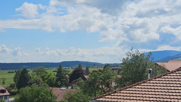 Chézard-St-Martin/Val-de-Ruz: appartement 140 m2 + terrasse 40 m2
