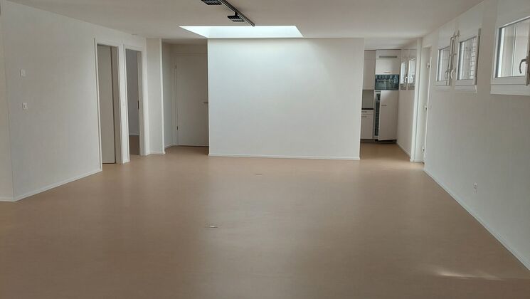 Office CH-3960 Sierre, Avenue des Platanes 8