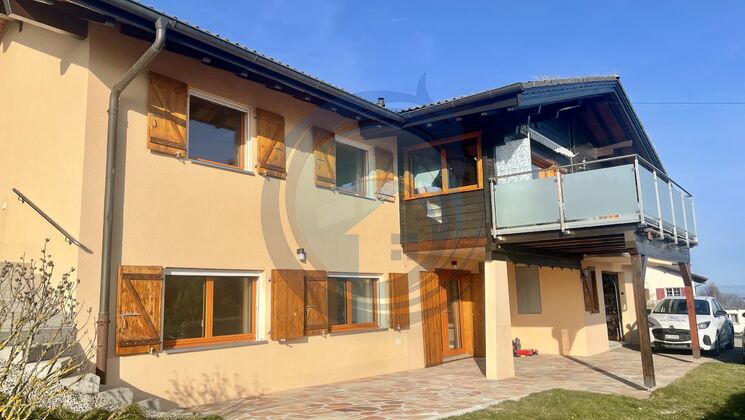 SPACIEUX APPARTEMENT DE 2,5 PIÈCES AVEC TERRASSE ET JARDIN