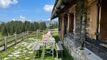 Sublime chalet d'alpage agencé avec un goût exquis. Objet unique !!!
