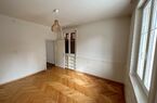 BEL APPARTEMENT DE 2½ PIECES
PROCHE DE TOUTES COMMODITES