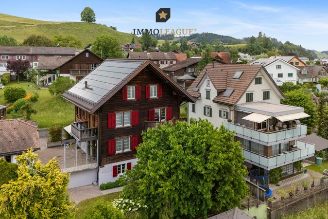 Grosszügiges Einfamilienhaus an ruhiger und familienfreundlicher Wohnlage.