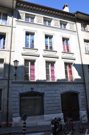 CHARMANT 3½ PIECES
A LA GRAND-RUE