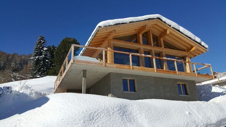 Magnificent chalet of 225 m2 to be built as a main residence.