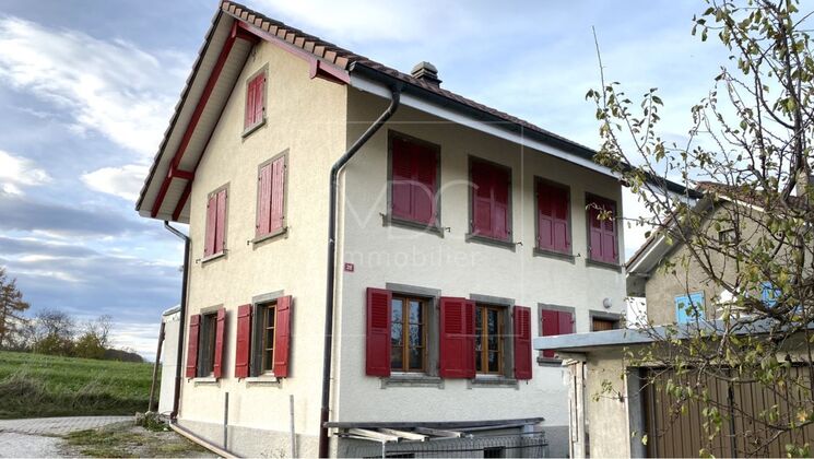 Villetta singola CH-1772 Nierlet-les-Bois