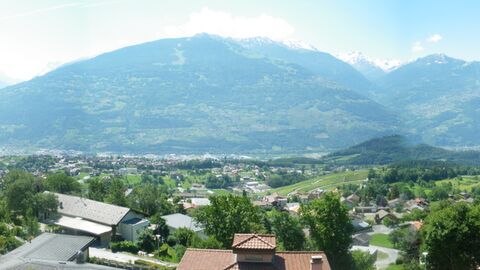 Exceptional property with spectacular panoramic views
