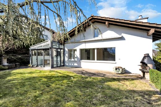 Freistehendes EFH an familienfreundlicher Lage