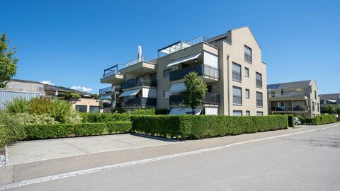 Eigentumswohnung mit Hobbyraum und 2 Tiefgaragenplätzen!