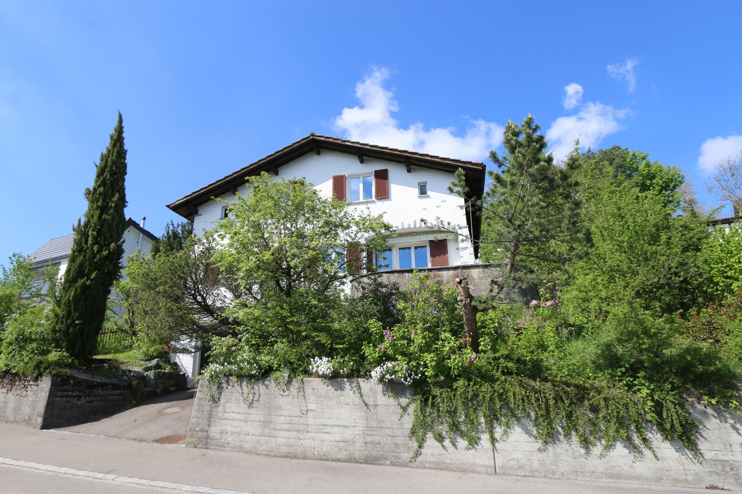 Südseite, Schulstrasse