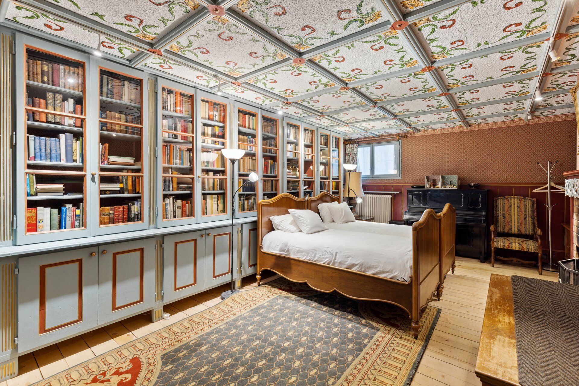 Elternsuite – Bibliothek – Hauptchalet