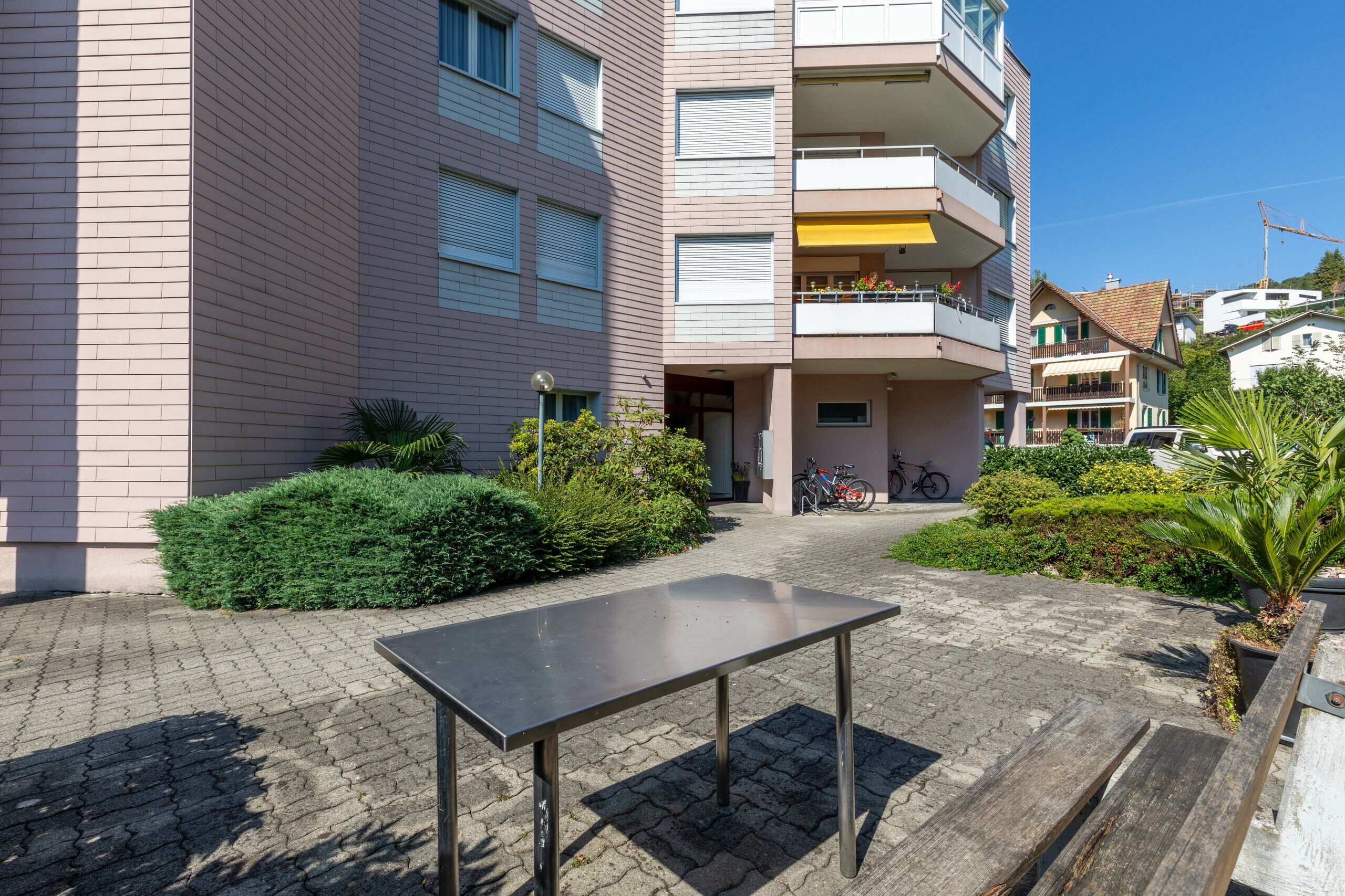 Umgebung MFH Kantonsstrasse 27