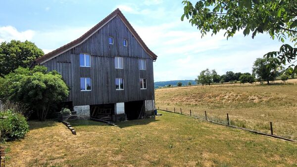 Ferme rénovée , parcelle de 1'300 m2