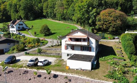 Detached house with grounds in a panoramic location