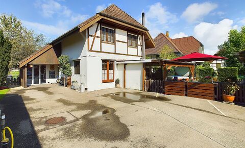 Einfamilienhaus mitten in der Dorfidylle (Gemeinde Fraubrunnen)