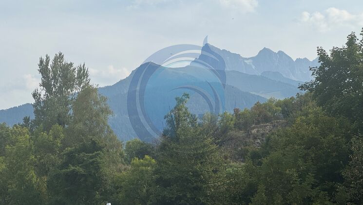 CHARMANT APPARTEMENT 4,5 PCES AU DERNIER ETAGE - LIBRE DE SUITE