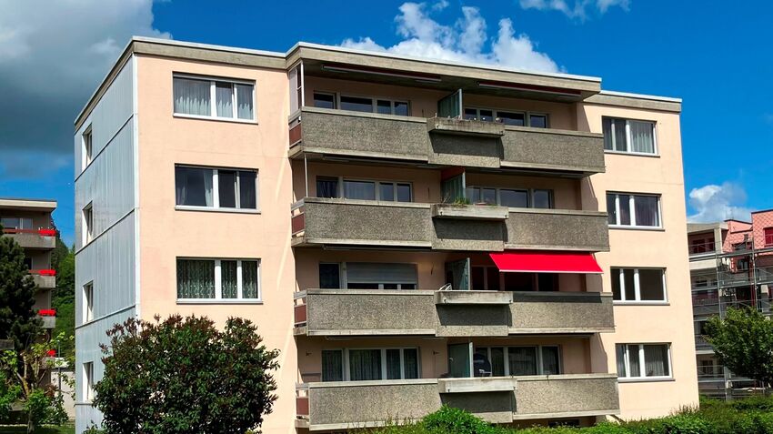 Investment building
