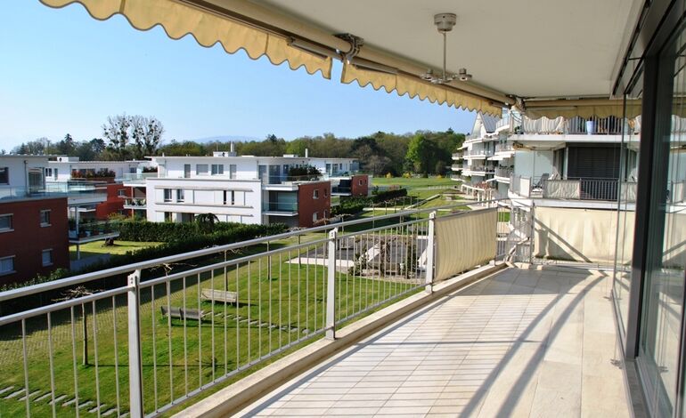 Bel appartement contemporain de 4,5 pièces