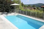 Moderna, elegante e luminosa villa con piscina e bella vista aperta