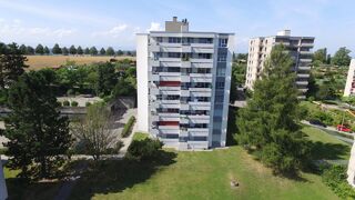 BEL APPARTEMENT DE 3 PIECES
DANS UN QUARTIER VERDOYANT