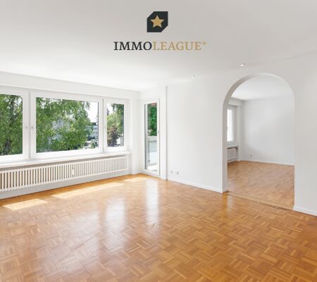 Sie erreichen den Balkon von zwei Zimmern aus.