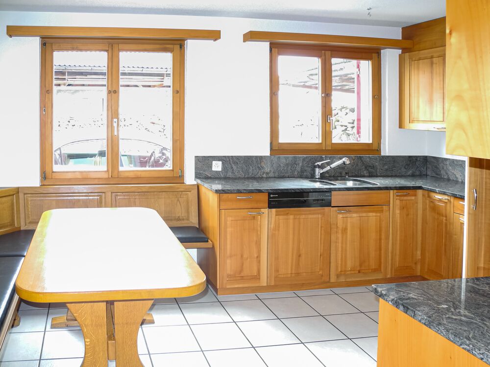 Wohnhaus mit Scheune an idyllischer Lage