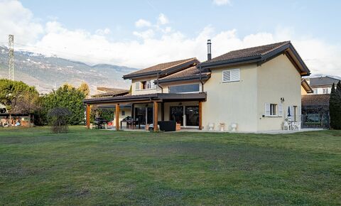 Belle villa au milieu d'un parc de 2000 m2