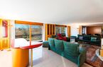 Spaziosa bella villa di rappresentanza in zona residenziale tranquilla