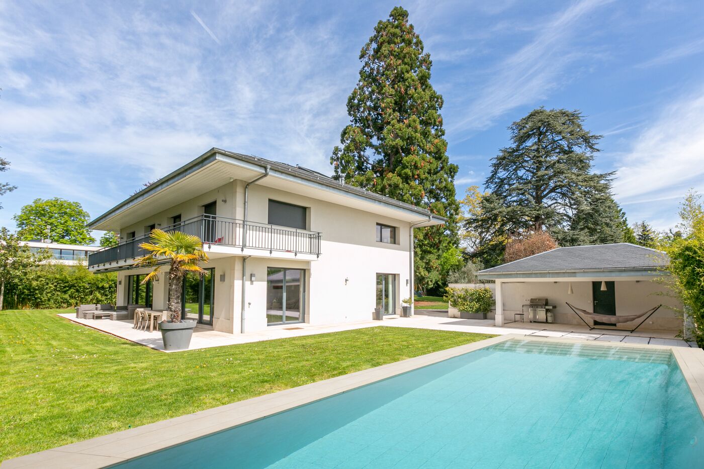 Splendide propriété contemporaine de 11 pièces