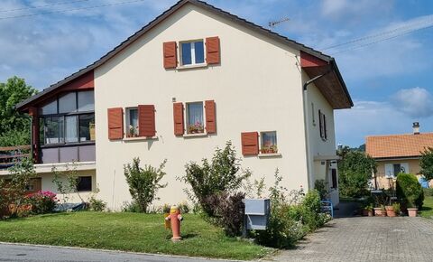 A LOUER à CUGY
Appartement 4,5 pces
dans une maison