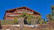 Beautiful & bright contemporary apartment in chalet style residence !