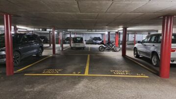 A Louer Place de Parc Intérieure
Proximité Gare Martigny