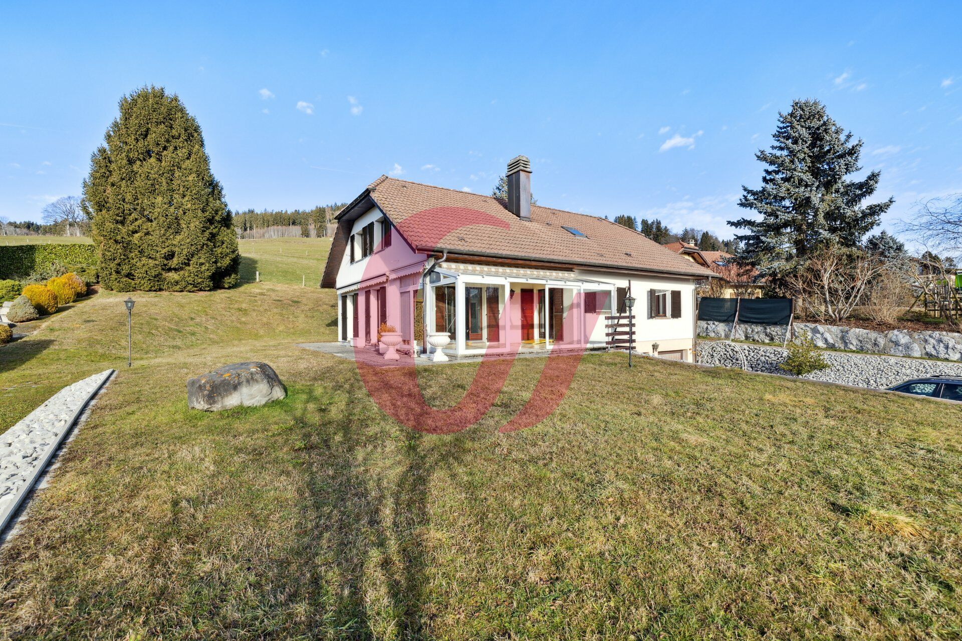 Maison individuelle de 7.5 pièces avec grande parcelle à Sorens !