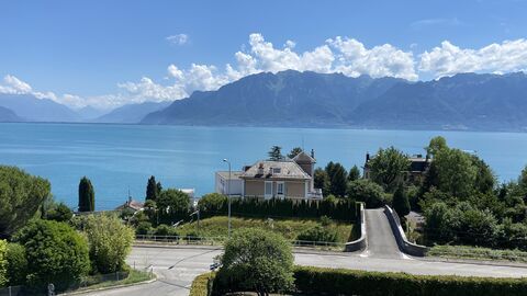 Attique de 4.5 pièces avec vue imprenable sur le lac