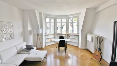 Roof flat CH-4052 Basel