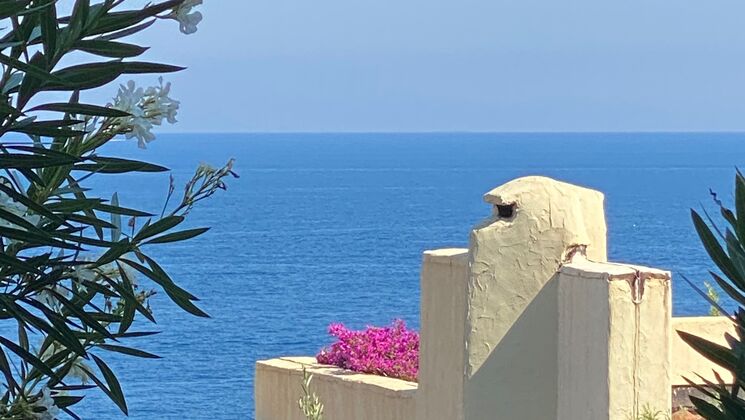 VACANCES d'été pieds dans l'eau, appartement&résidence privée de luxe